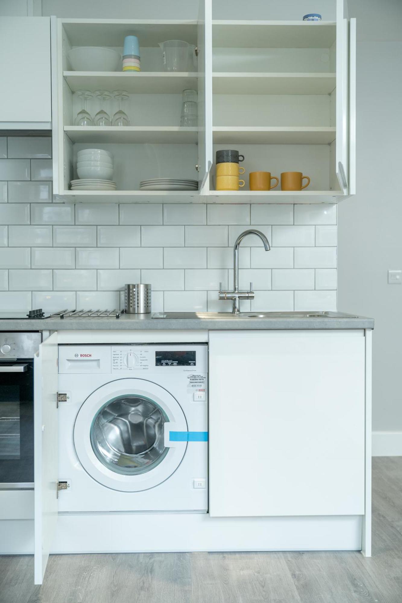 Luxury Flat With Private Terrace In The Heart Of Kingston Apartment *